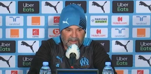 Sampaoli en conférence de presse à l'OM