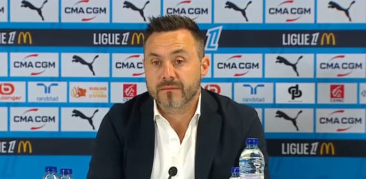 Roberto De Zerbi lors de sa présentation à l'OM