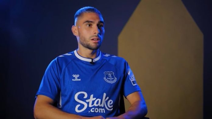 Neal Maupay à Everton