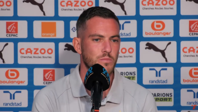 Veretout lors de sa présentation à l'OM en 2022