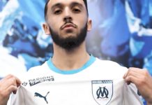 Amine Gouiri pose sous les couleurs de l'OM